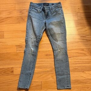 Lucky Brand Women's Light Blue Skinny Jeans